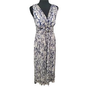Donna Ricco 100% Silk Blue White Geometric Print V-neck Halter Maxi Dress Size 2